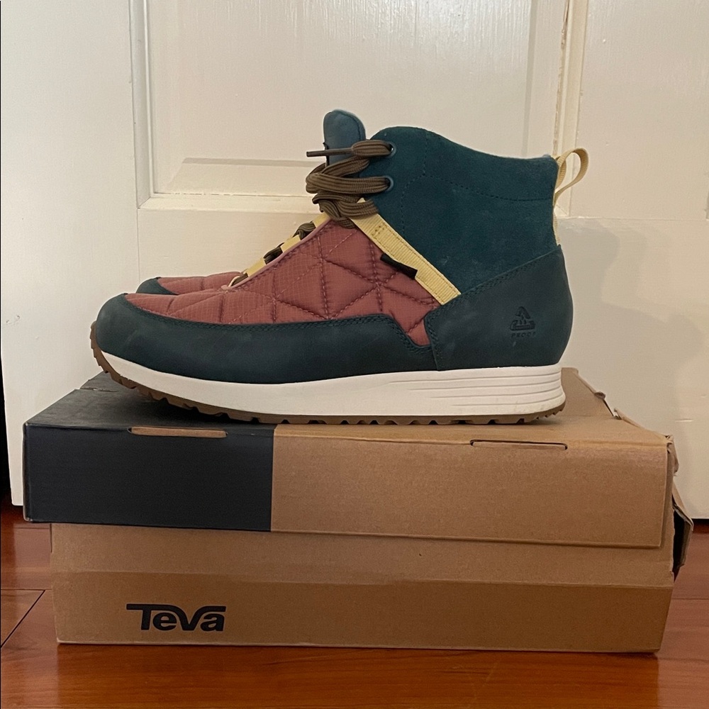 Women's Teva Highside '84 Mid Boots - Picture 3 of 5